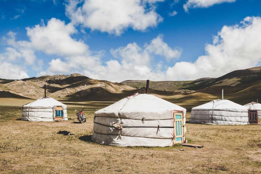 Dịch vụ chuyển phát nhanh đi Mongolia (Mông Cổ) trọn gói, uy tín
