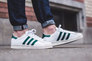 mua hộ giày Adidas Nhật