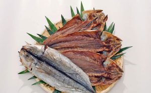 Dịch vụ chuyển phát nhanh cá khô đi Hà Lan chuyên tuyến
