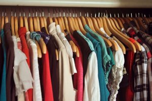 Dịch vụ chuyển phát nhanh quần áo đi Mỹ giá rẻ