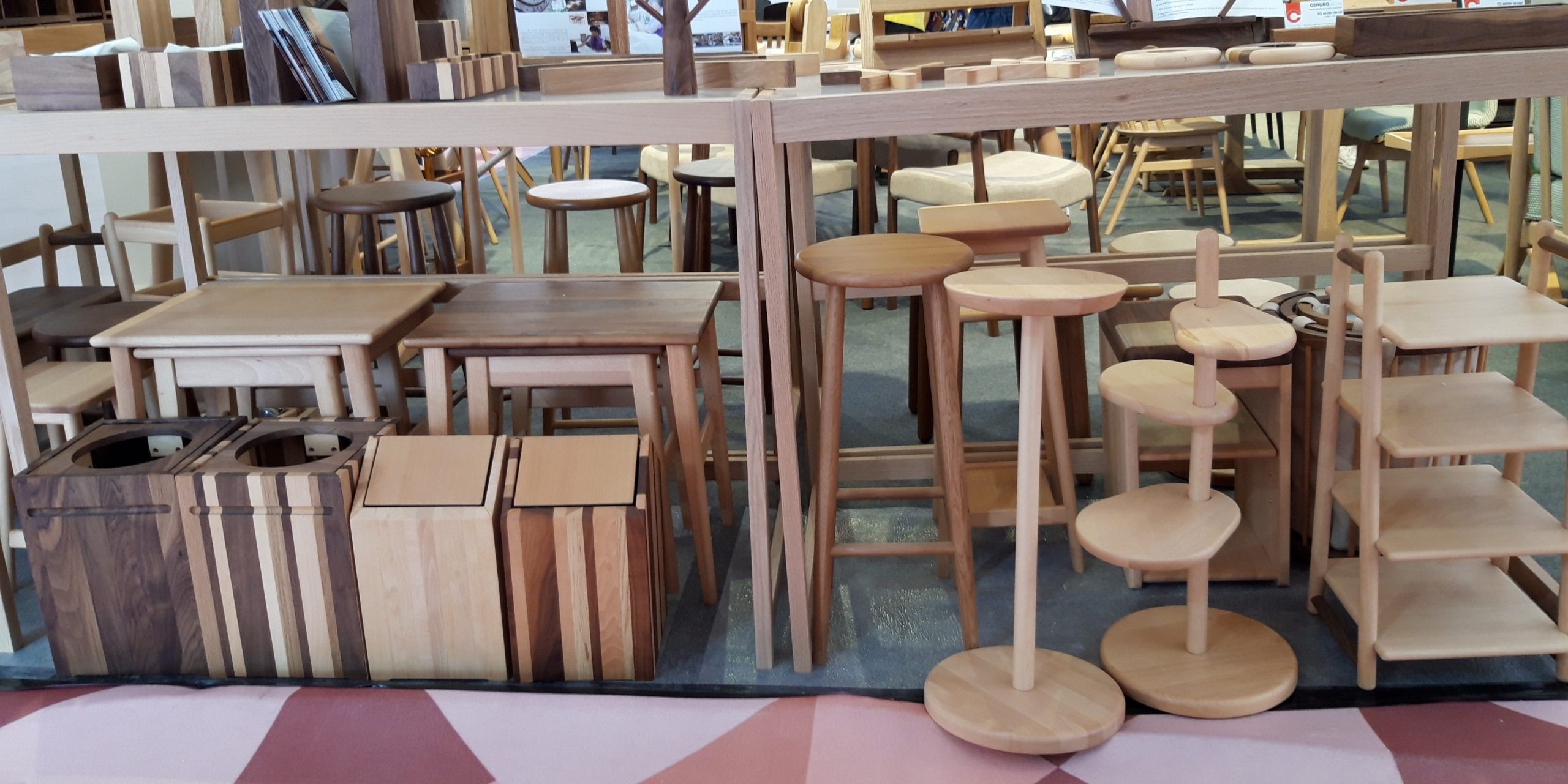 Vận chuyển đồ nội thất từ Hồ Chí Minh đi Vancouver bằng đường biển