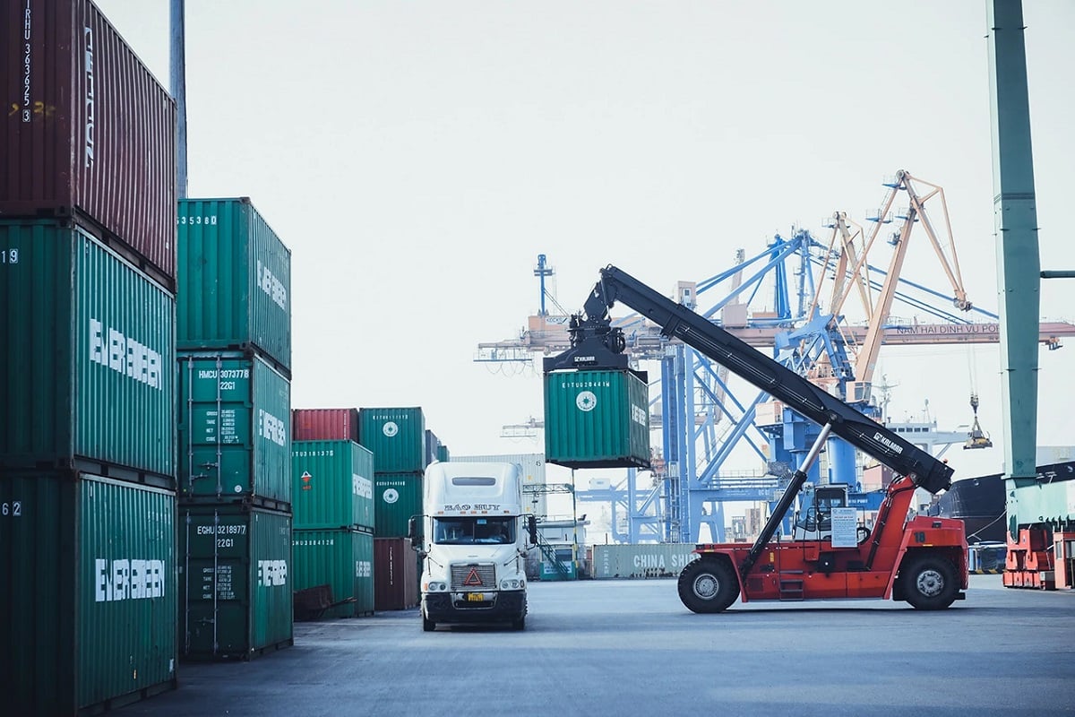 Kinh doanh dưới giá vốn, MHC không muốn đầu tư vào lĩnh vực dịch vụ vận tải