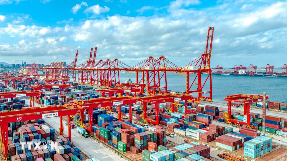 Trung Quốc tạm dừng thu 'phí cảng đặc biệt' với tàu Mỹ