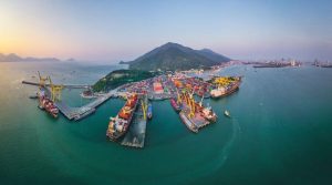 Logistics Việt Nam siết rủi ro trước biến động từ Trung Đông