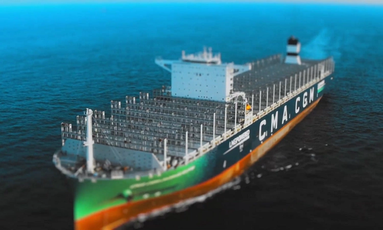 Đội tàu container và tàu chở ôtô hai nhiên liệu đạt 400 chiếc