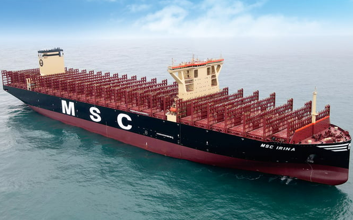 Đội tàu container và tàu chở ôtô hai nhiên liệu đạt 400 chiếc