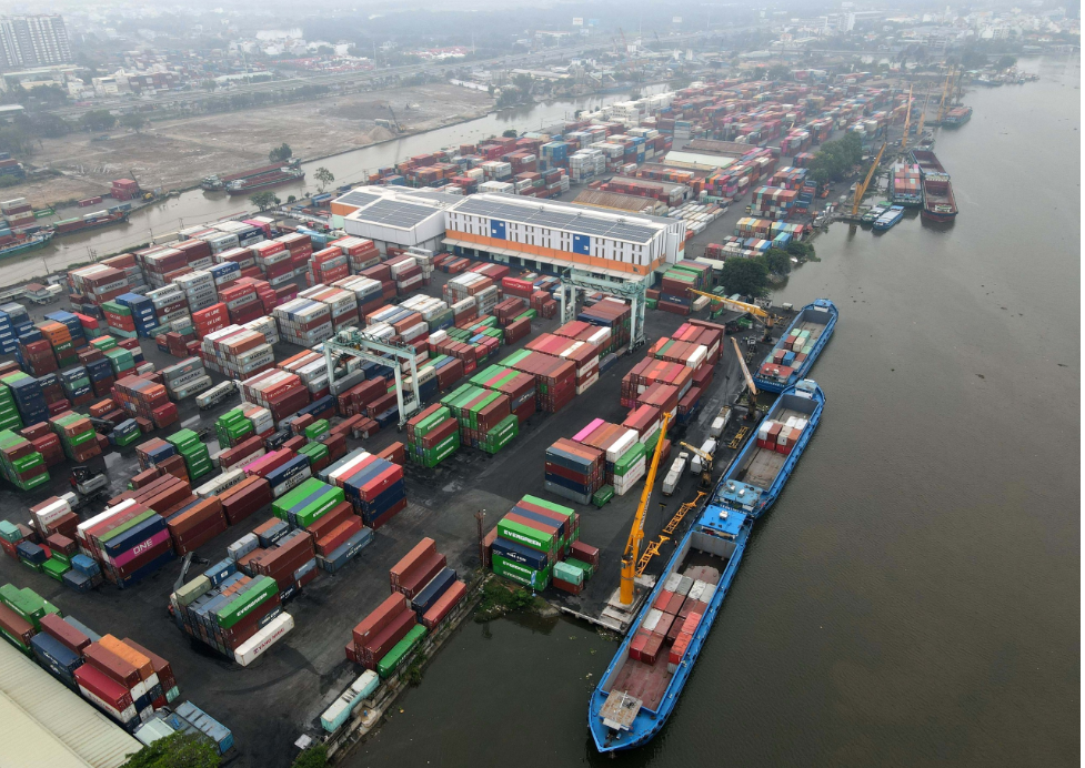 Vì sao cần tối ưu kết nối giao thông và khai thác cảng biển nhóm 4 Đông Nam Bộ?