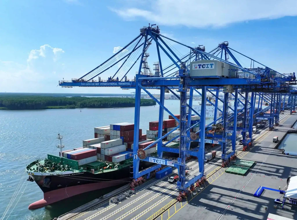 VAI TRÒ CHI TIẾT CỦA CẢNG HAMBURG TRONG HỆ THỐNG LOGISTICS CHÂU ÂU